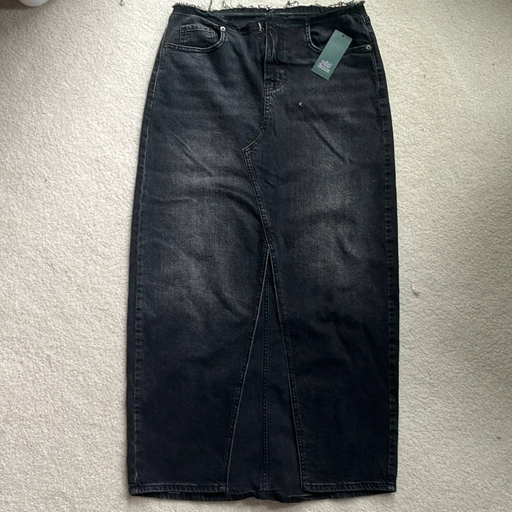 Black Jean skirt. New with tags , target (wild fable) size 6